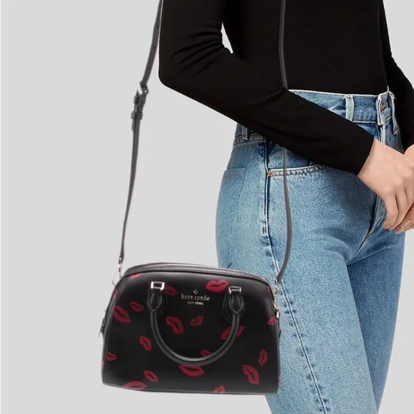Kate Spade Small Madison Lips Toss Leather Duffle Crossbody Bag EUC 88 - Picture 2 of 13